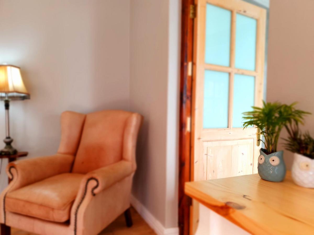 Two Fat Owls Guesthouse Джордж Екстер'єр фото